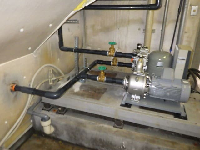 貯水槽加圧ポンプ